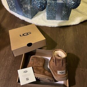 UGG Girls Boots